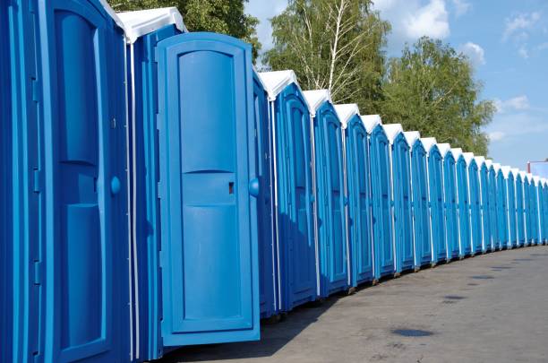 Best Portable toilet rental cost  in Kirtland, OH